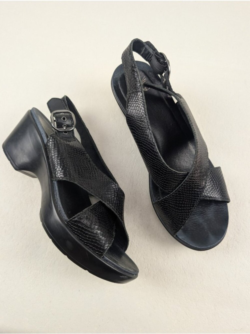Dansko Jacinda Slingback Sandal Womens 7.5-8 EU 38 Black Leather Strappy Heeled